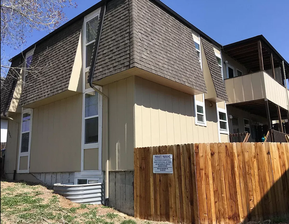 Building Photo - 325 N Columbine St #C