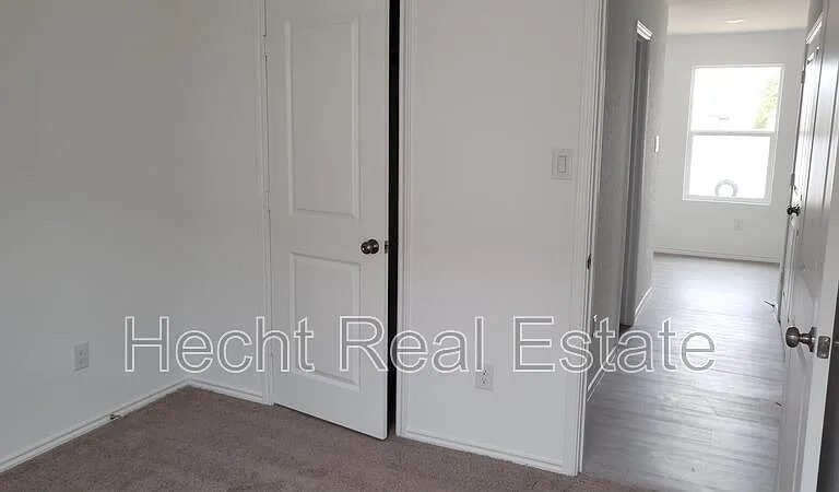 5911 Coahulia Rdg — Photo 16