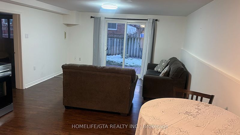 Ajax House for rent - 1 Bedroom — photo 16