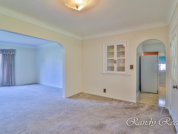 4th image of 3646 Lake Michigan Dr NW
