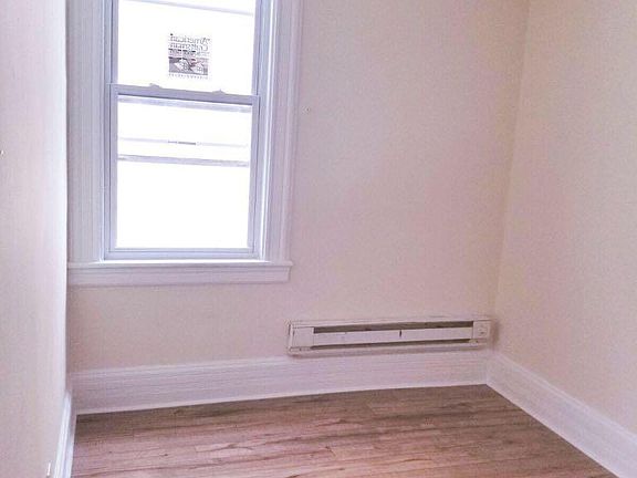 3rd image of 124 Atlantic St #2
