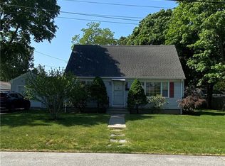 44 Johnson Ave, Warwick, RI 02886