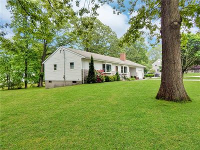 2 Laurel Hill Dr, Westerly, RI, 02891