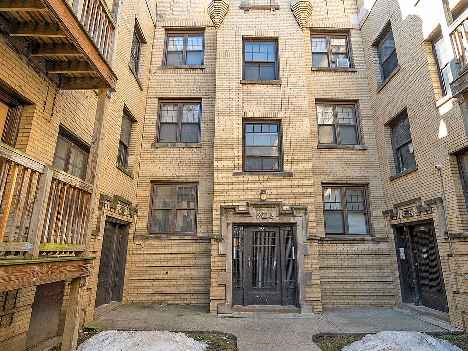 1st image of 4230 S Michigan Ave #1S