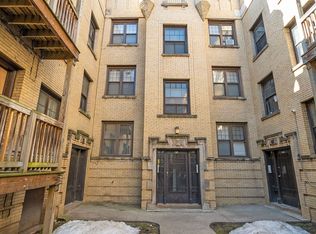 4230 S Michigan Ave #1S, Chicago, IL 60653