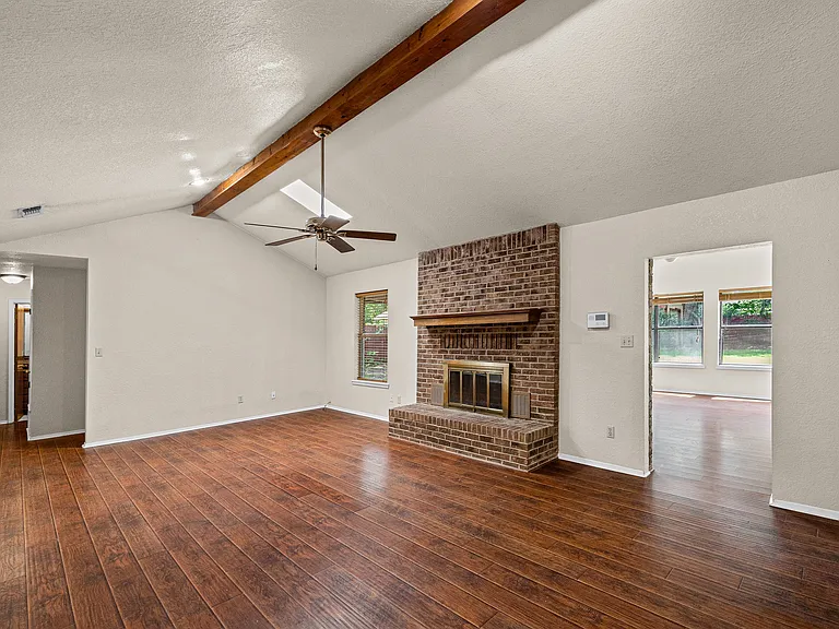 1017 Meadowlark Ln — Photo 10