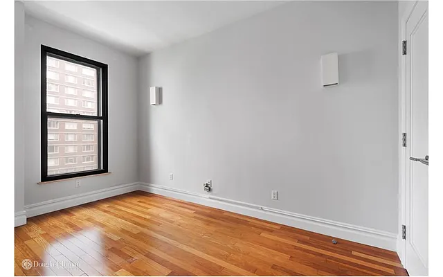 Rented by Douglas Elliman | media 47