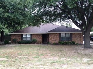 1030 Live Oak Cir, Teague, TX 75860