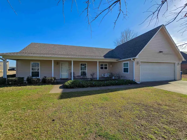 215 Cypress St, Marked Tree, AR 72365