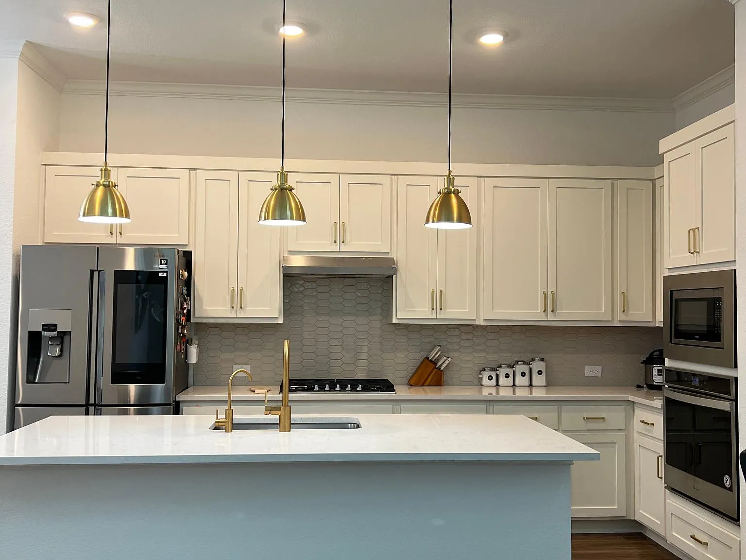 238 Woodson St — Photo 2