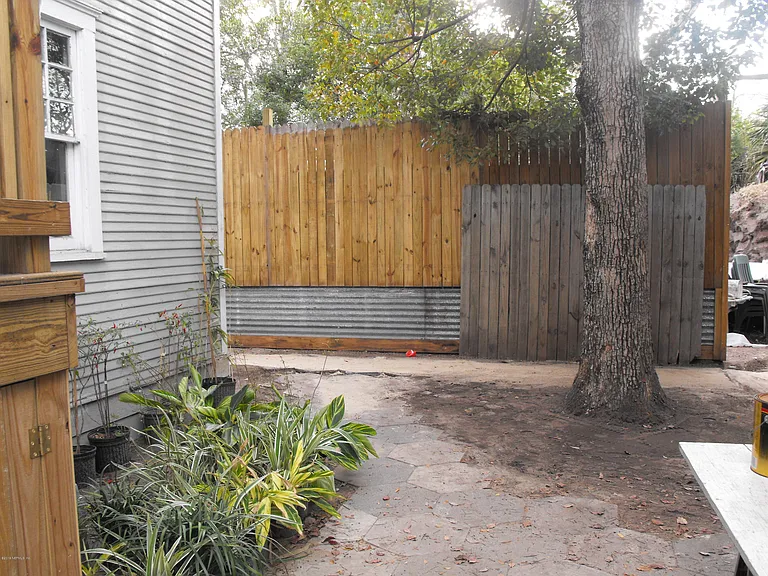 756 Stockton St — Photo 4