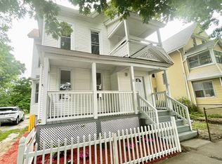 24 Terrence St, Springfield, MA 01109