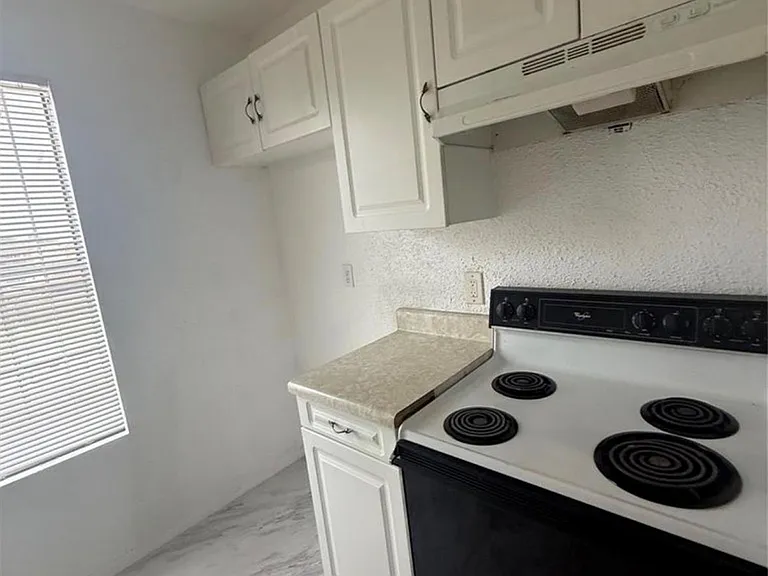 8323 Wilcrest Dr #17002 — Photo 2