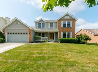 5 Chiswick Cir, Bloomington, IL 61704