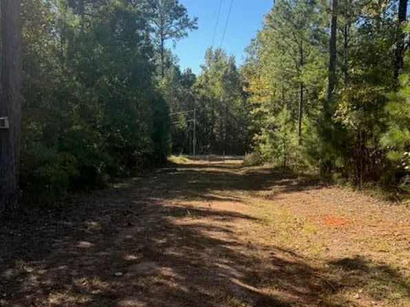 545 Valley Rd, Camp Hill, AL 36850