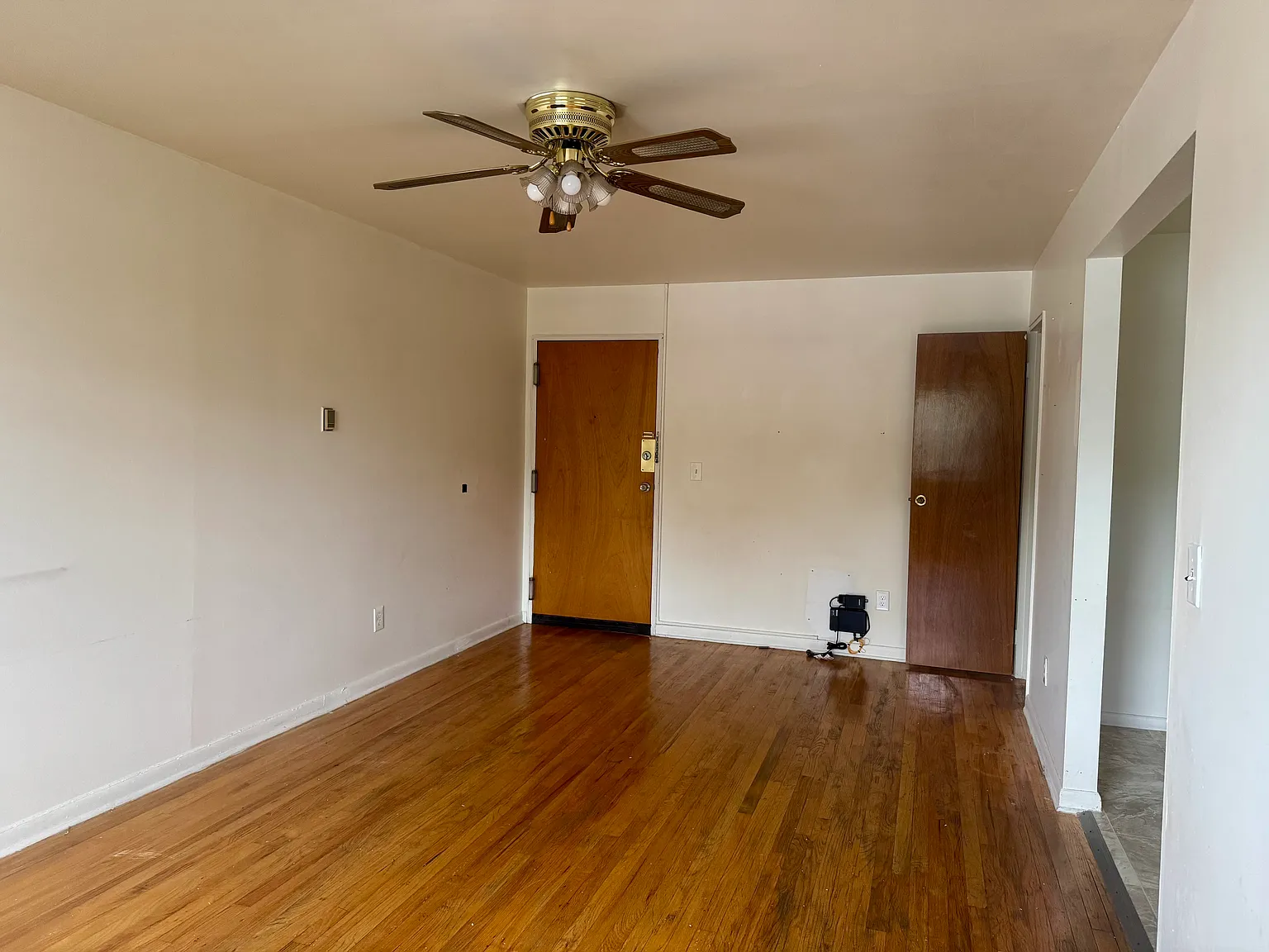 2 bed, $2,100 — Photo 3