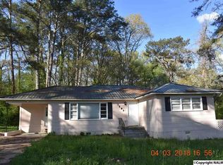 1306 Cloverdale Rd, Gadsden, AL 35903