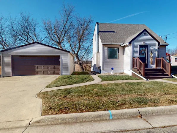 1310 Poplar Ave, Albert Lea, MN 56007