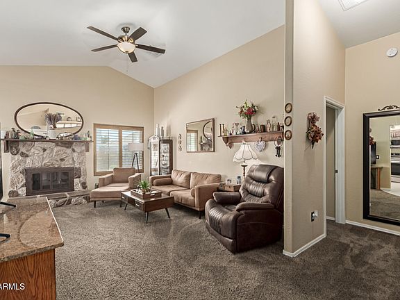 5th image of 6319 W MERCER Lane