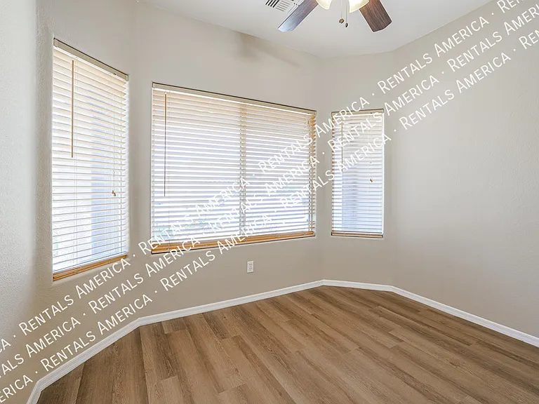 11925 W Jefferson St — Photo 13