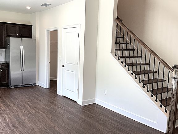 5th image of 10316 Riverwalk Ct
