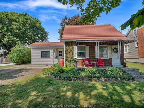 2nd image of 17 Willowmac Ave