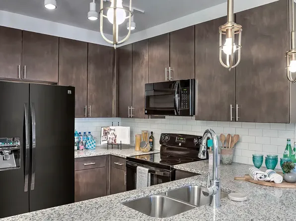 Residence at Tailrace Marina