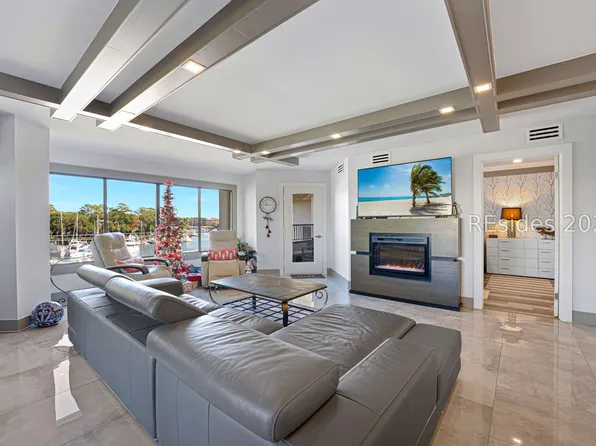 7 Shelter Cove Ln APT 7549, Hilton Head Island, SC 29928