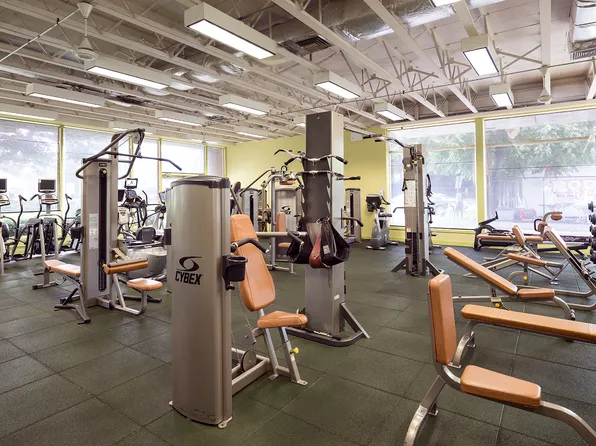 5700 Arlington Avenue image 16 of 23