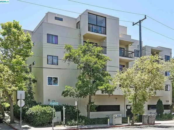155 Pearl St APT 305, Oakland, CA 94611