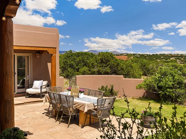 8 S Arroyo Ridge Rd, Santa Fe, NM 87508