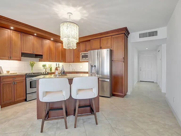 2871 N Ocean Blvd #D506 — Photo 5