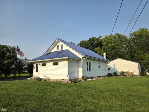 2960 S Miller St, Shelbyville, IN 46176