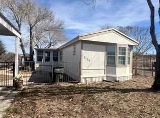 2130 Cardinal Ln, Zapata, TX 78076