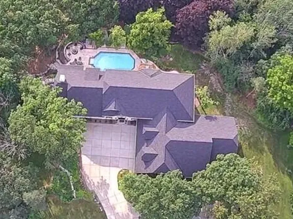 205 Kummrow COURT, Wales, WI 53183