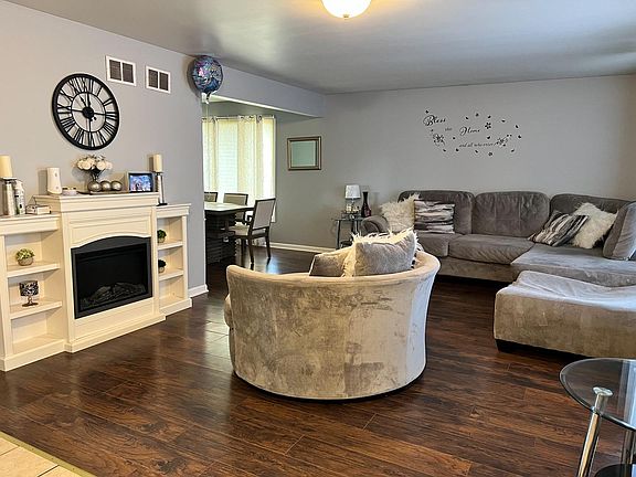 3rd image of 17840 Vista Dr