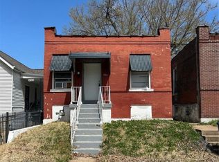 4021 Green Lea Pl, Saint Louis, MO 63107