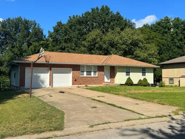 125 SE 240th Rd, Warrensburg, MO 64093