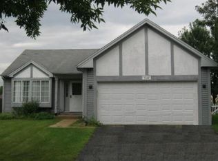 1346 Walden Dr, Elgin, IL 60120