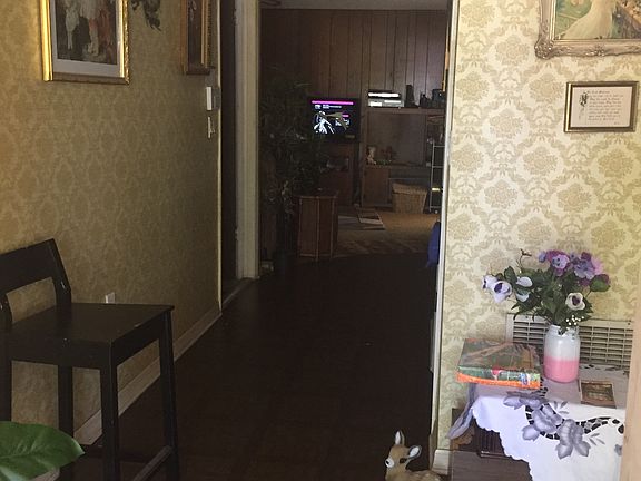 2nd image of 6336 Hidden Dale Ave