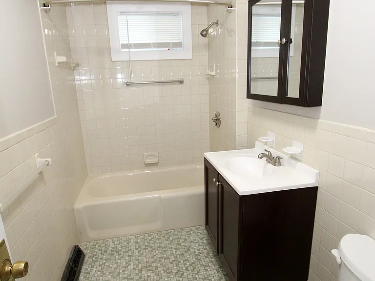 18 Howes St #2 — Photo 12