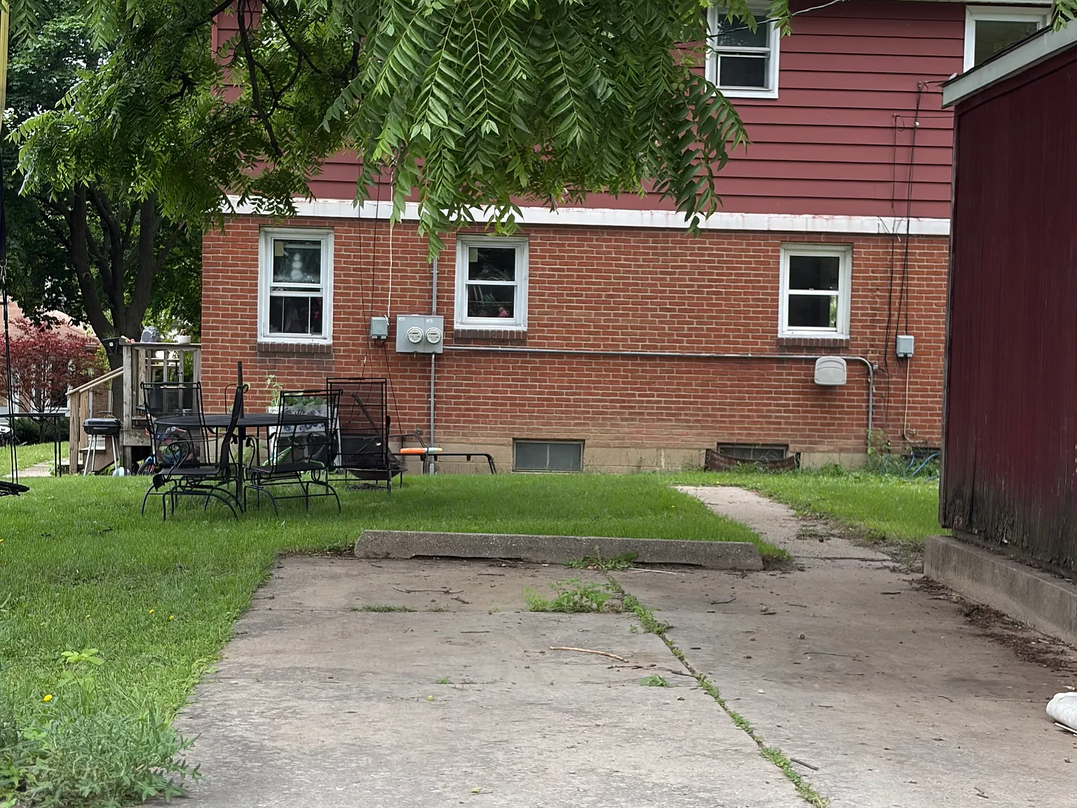 2 bed, 1000 sqft, $1,400 — Photo 2
