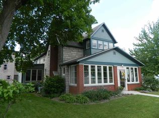 904 Chestnut St, Winona Lake, IN 46590