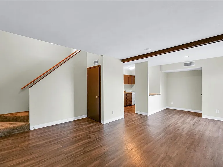 717 Fairmont Dr — Photo 31
