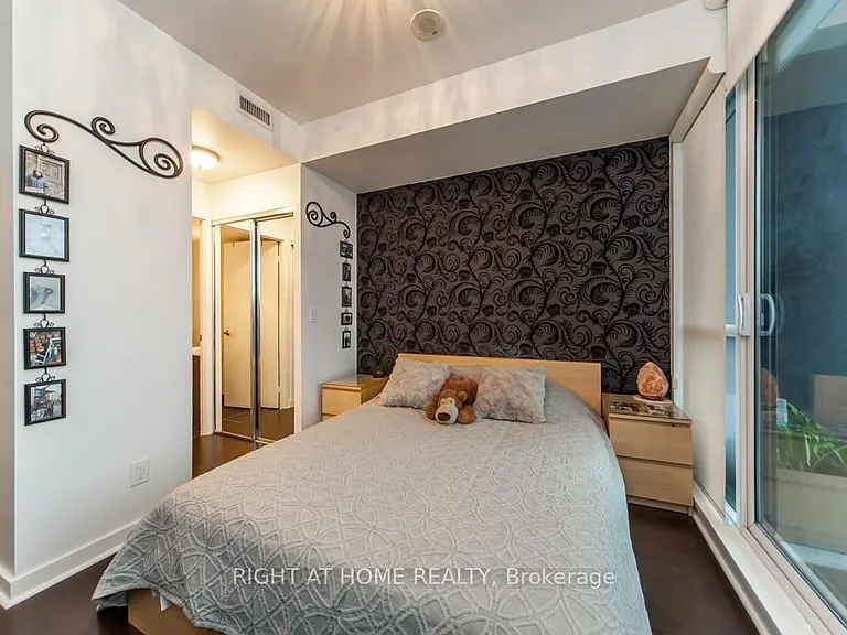 320 Richmond St E #616 — Photo 9
