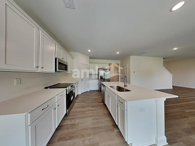 3536 Lincoln Heights Ln — Photo 3