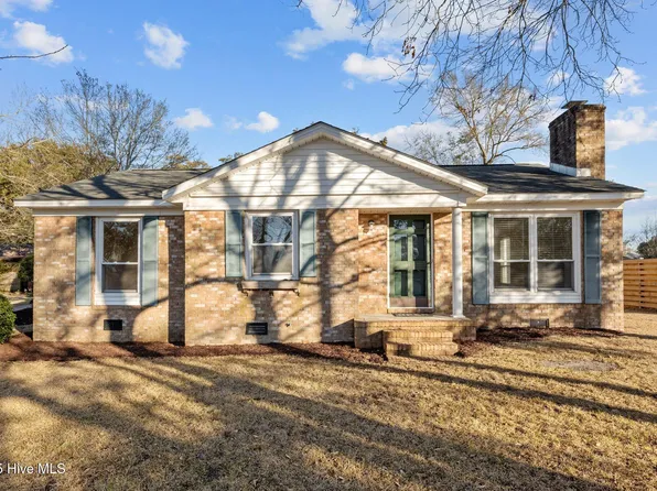 203 Pamlico Avenue, Morehead City, NC 28557