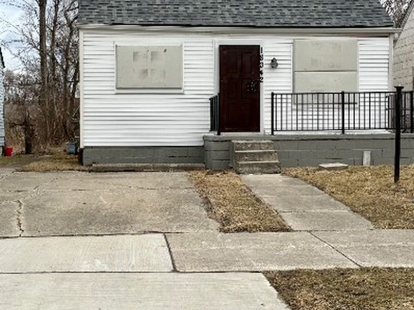 18042 Russell Ave