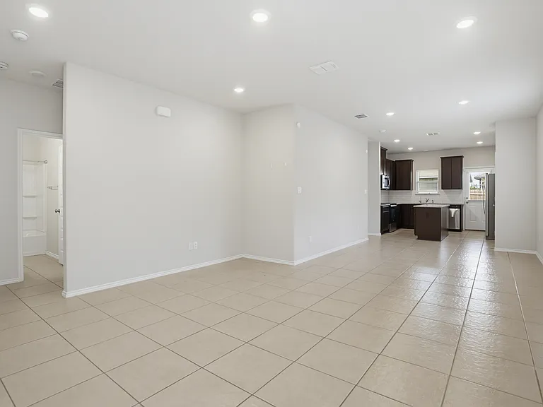 7714 Abbey Pl — Photo 7