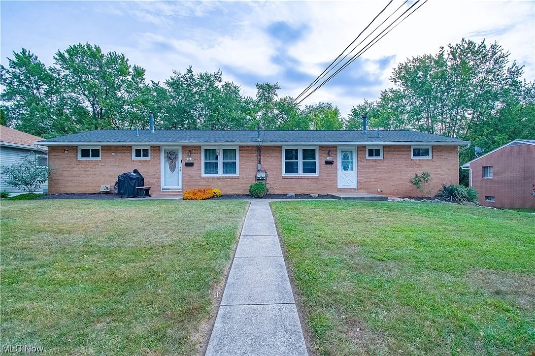 324 Pershing Ave NW photo 1